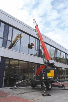 Paus Anhängerkran Hallenbau